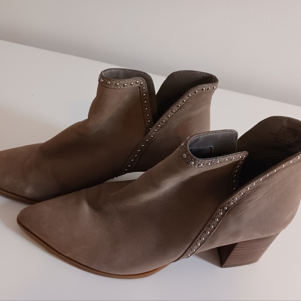 Women's  size 8 1/2 tan bootie